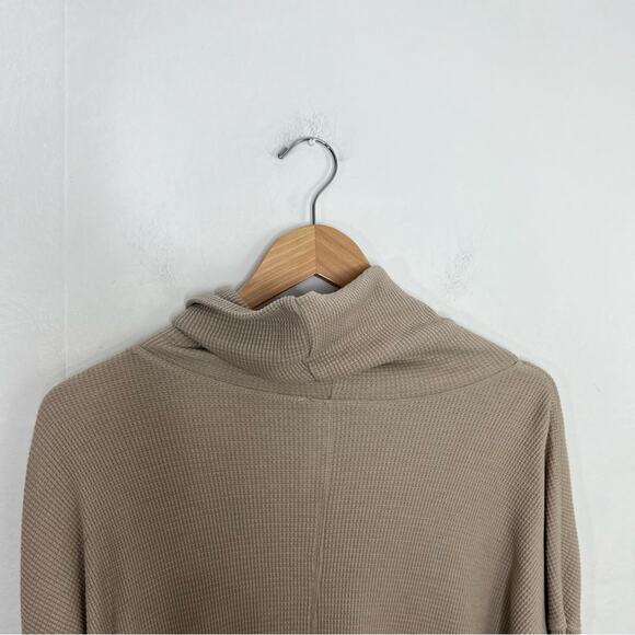 BABATON The Group Cream Thermal Cowl Neck Waffle Knit Long Sleeve Top Sz Small - Picture 9 of 14